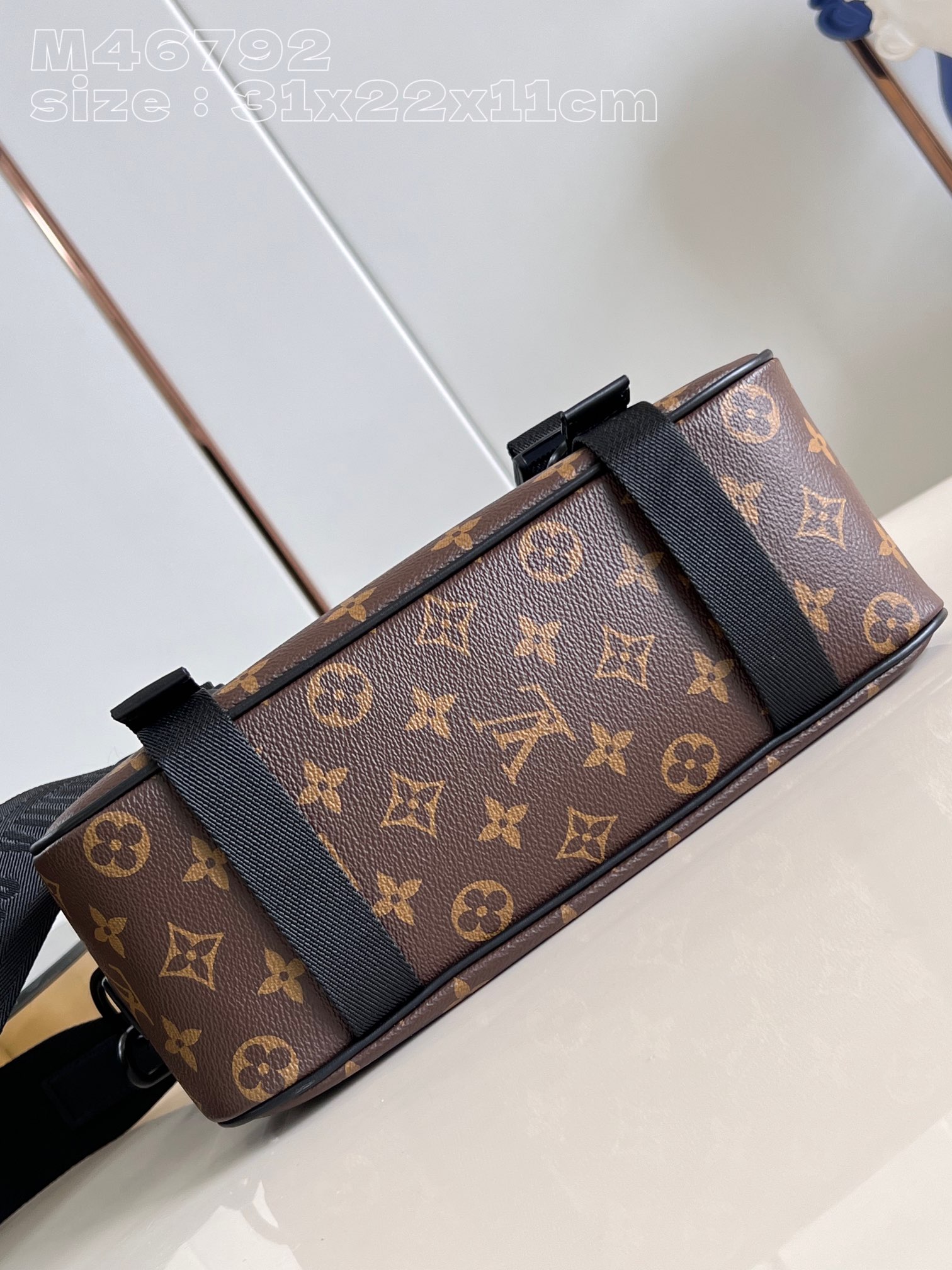 Louis Vuitton Satchel Bags